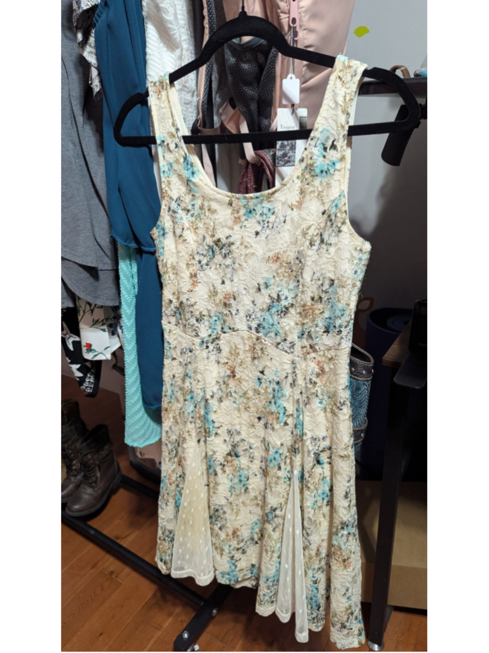 Women's Vintage Inspired Floral Lace Dress | Disney Cinderella Small
